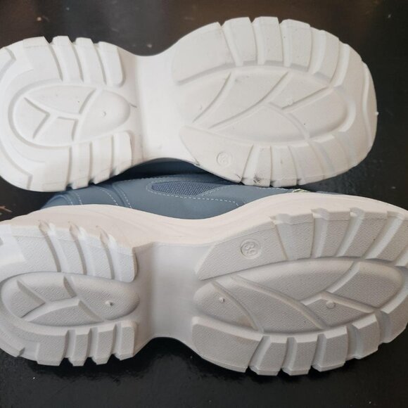 Women's Blue Bejeweled Y2K Platform Sneakers Size 39 - Picture 5 of 5